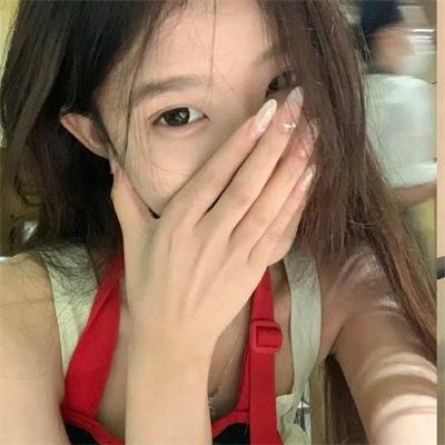 尼克·克罗尔：小小大男孩